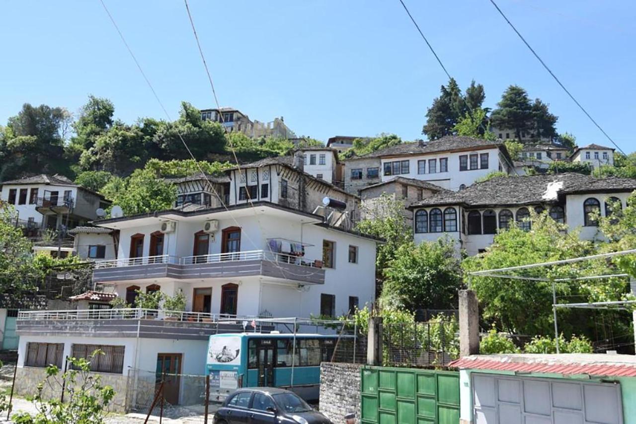 Hotel Brahimi Gjirokastër Eksteriør bilde