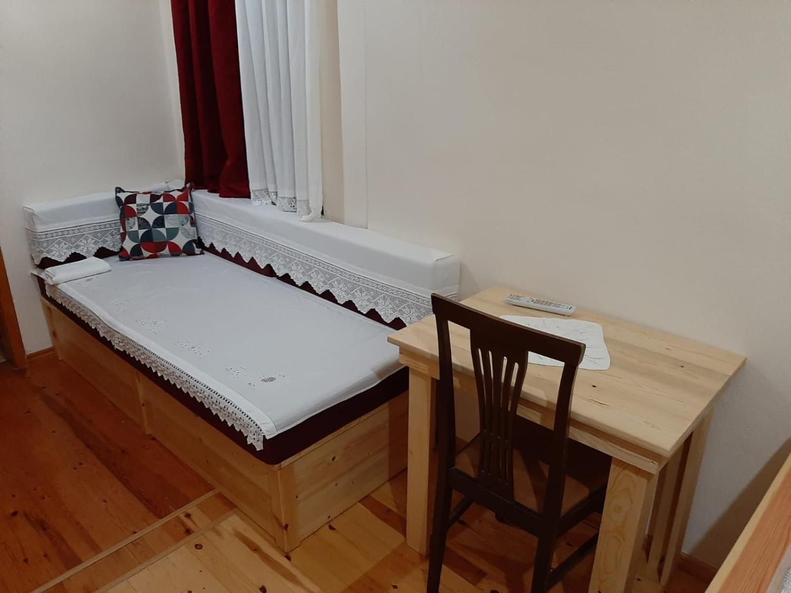 Hotel Brahimi Gjirokastër Eksteriør bilde